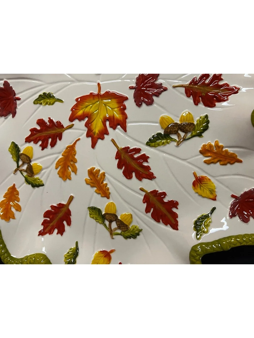 NEW Temp-Tations Tara Ceramic Fall Leaf Shaped Serving Platter with Acorn Oak